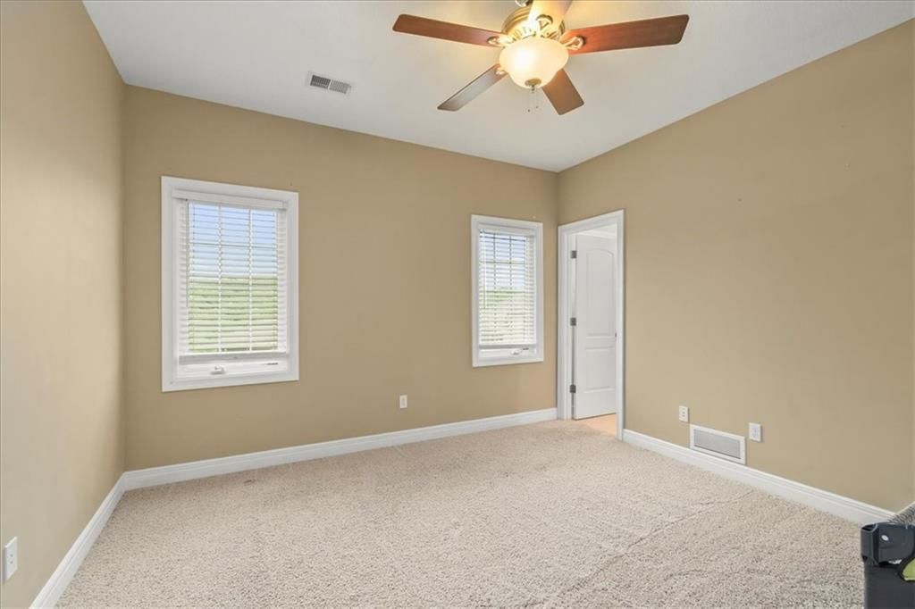 2704 SW GRAY Lane — photo 25
