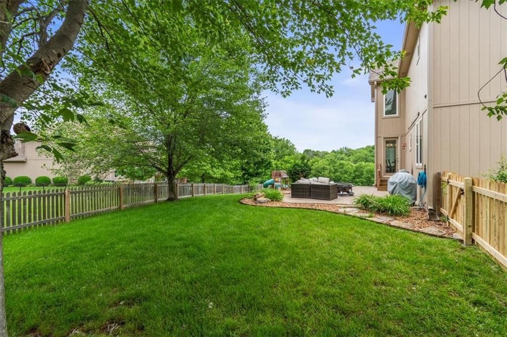 2704 SW GRAY Lane — photo 32