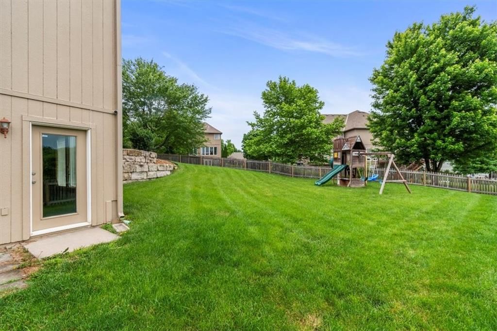 2704 SW GRAY Lane — photo 35