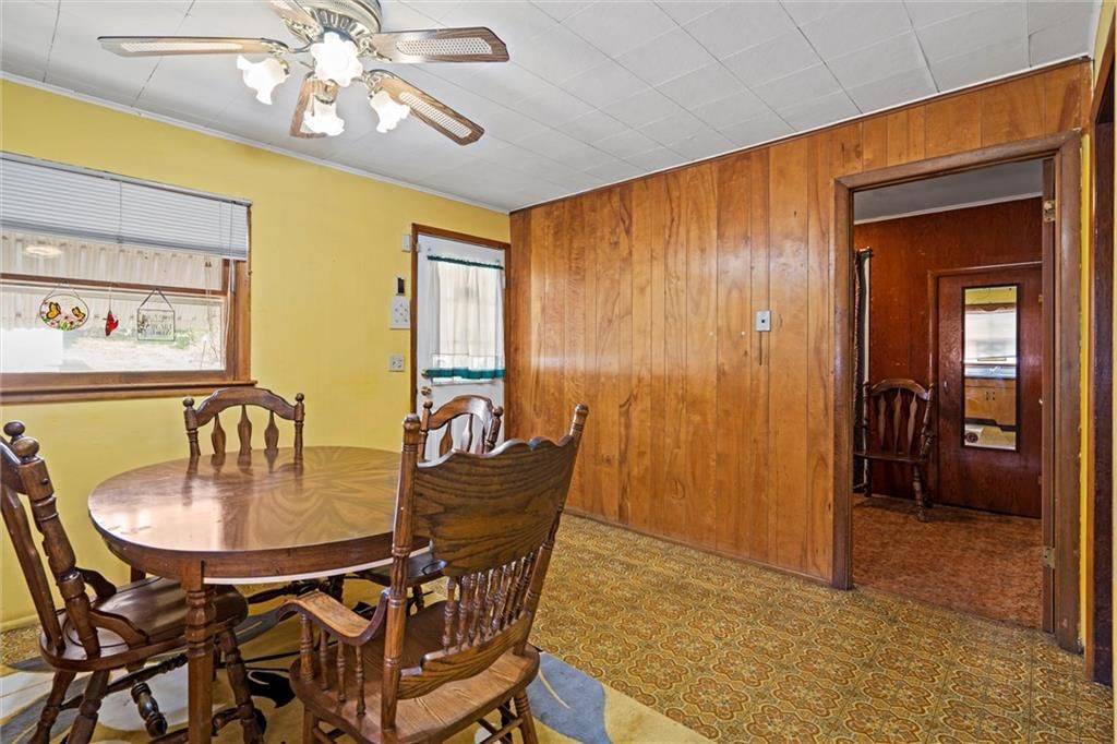 574 S Overton Avenue — photo 11