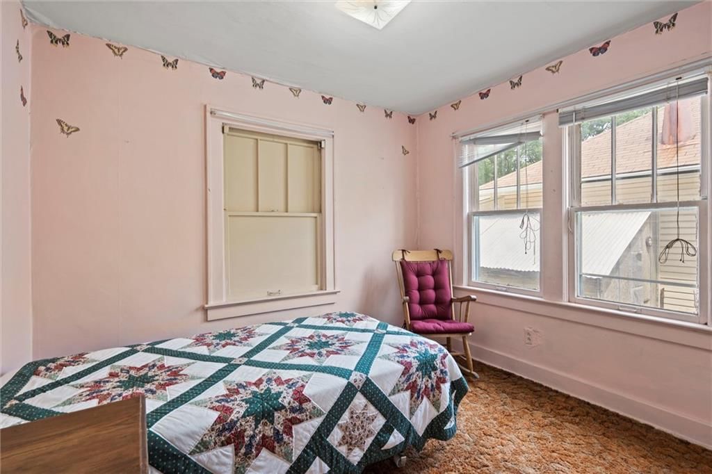 574 S Overton Avenue — photo 19