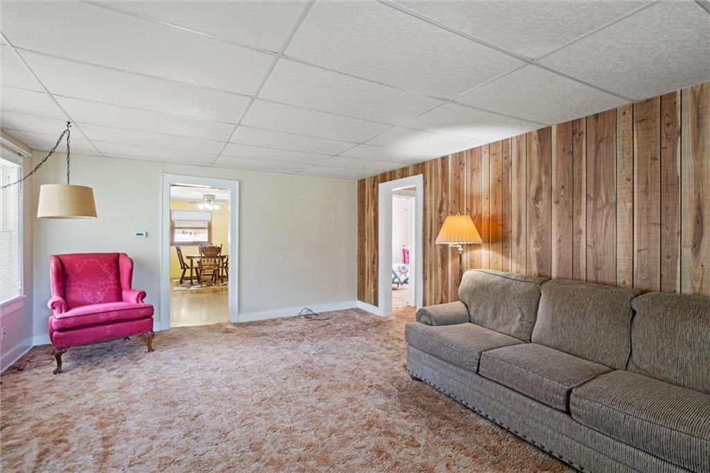 574 S Overton Avenue — photo 5