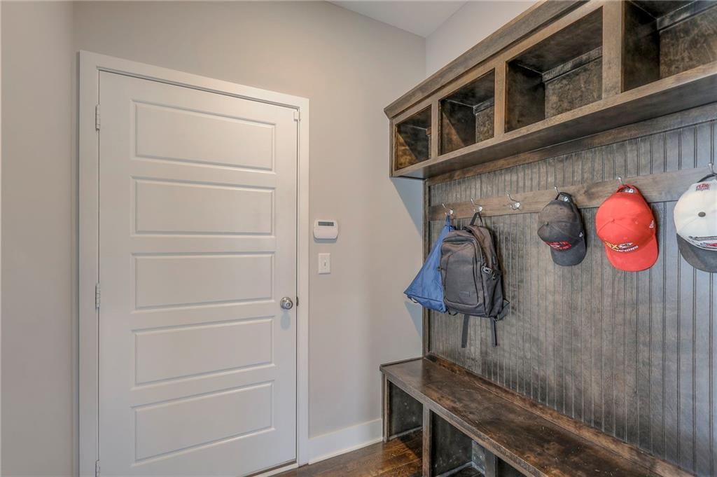 3525 S Woodland Court — photo 11