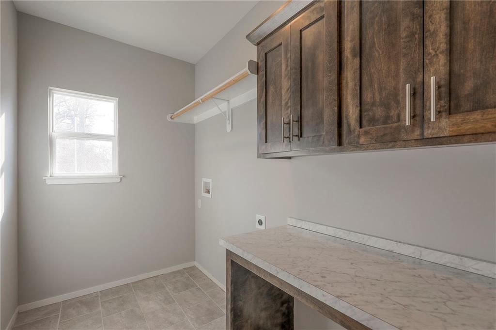 3525 S Woodland Court — photo 13