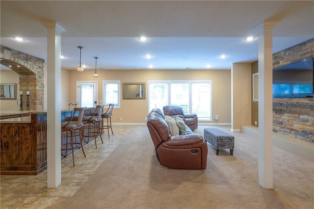 6408 W 134th Street — photo 34
