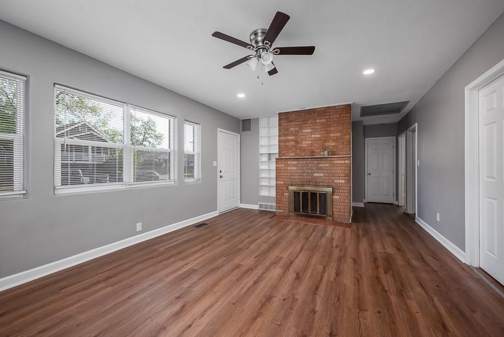 1001 Kickapoo Street — photo 4