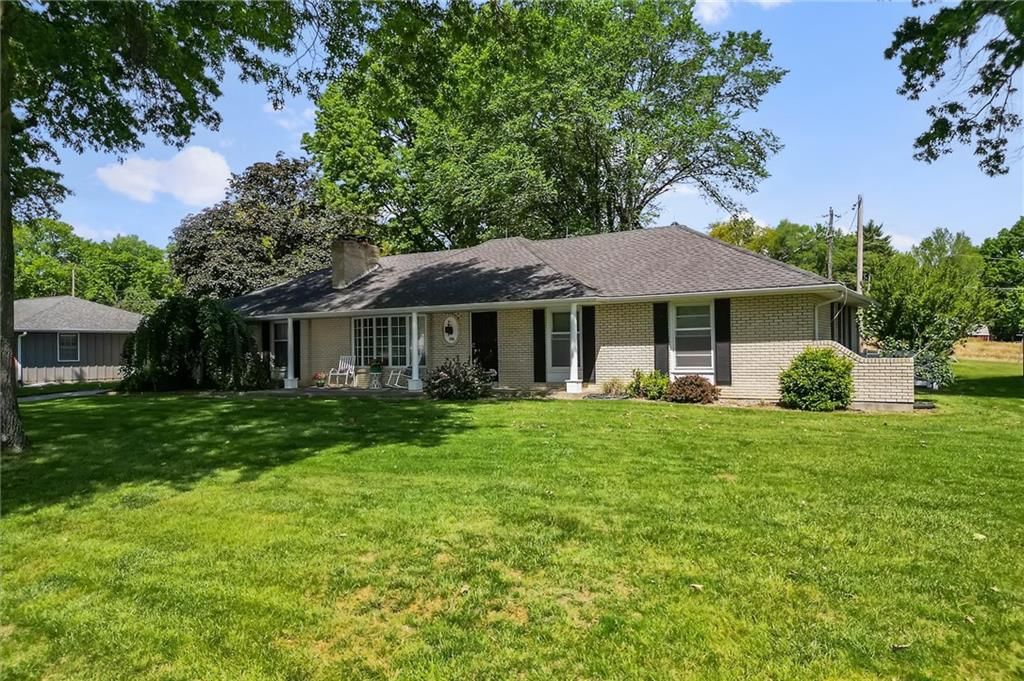 206 E Dauxville Drive — photo 2
