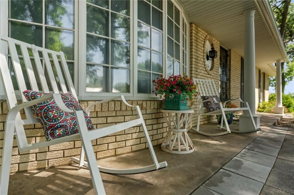 206 E Dauxville Drive — photo 29