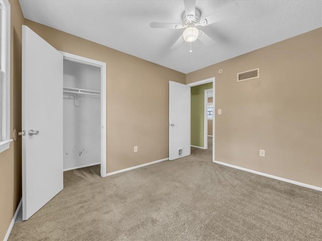 517 N PARK Drive — photo 19