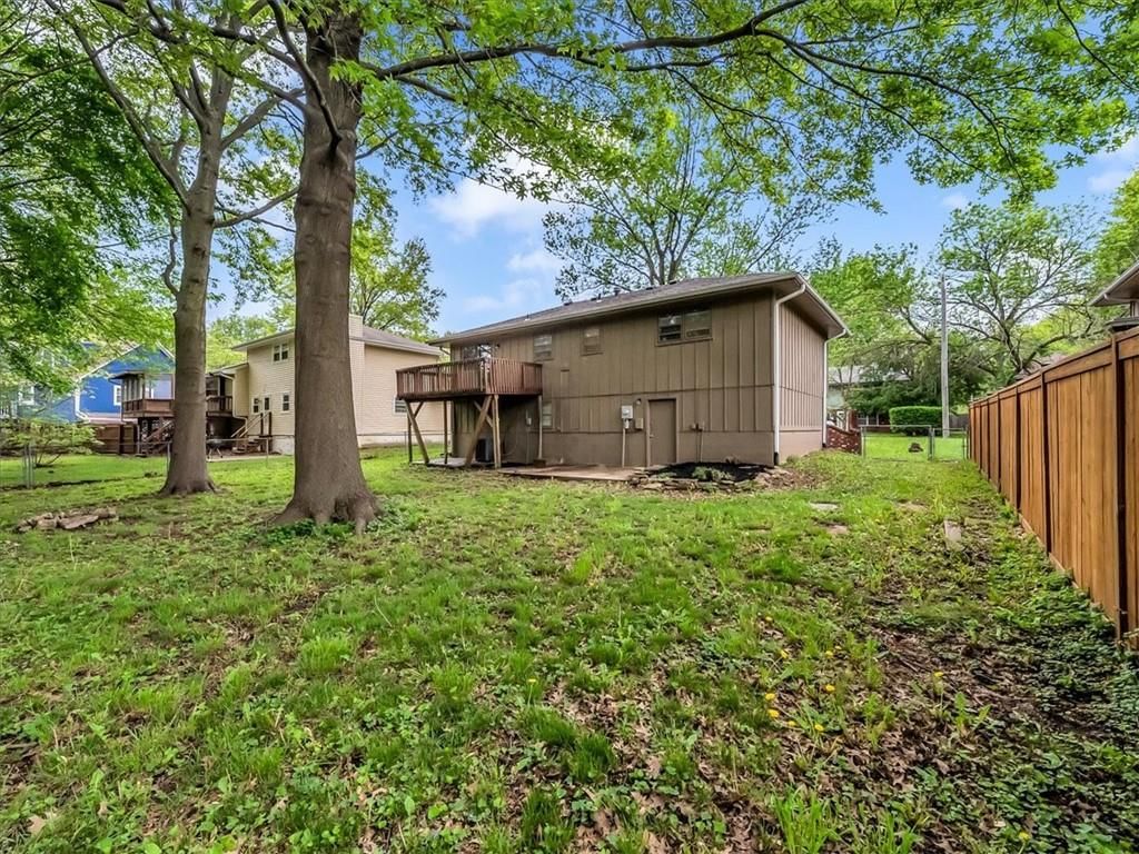 517 N PARK Drive — photo 24