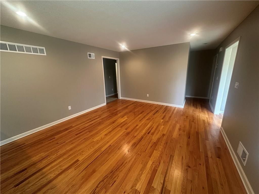 6504 E 133rd Terrace — photo 3