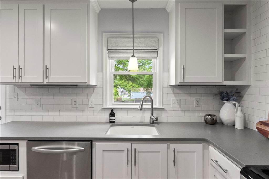 5820 Beverly Avenue — photo 11