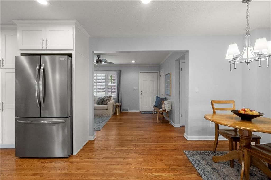 5820 Beverly Avenue — photo 16