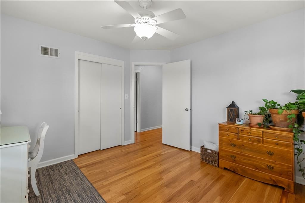 5820 Beverly Avenue — photo 20