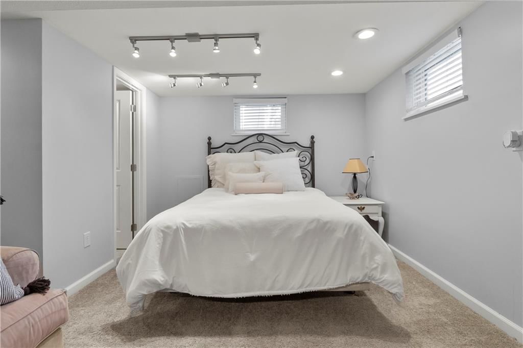 5820 Beverly Avenue — photo 24