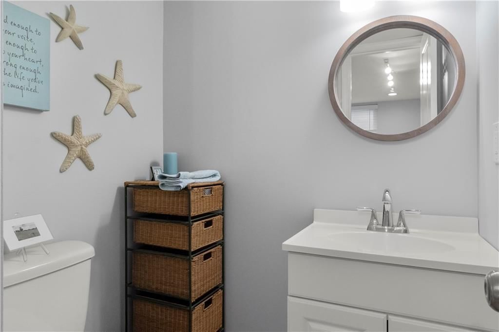 5820 Beverly Avenue — photo 25