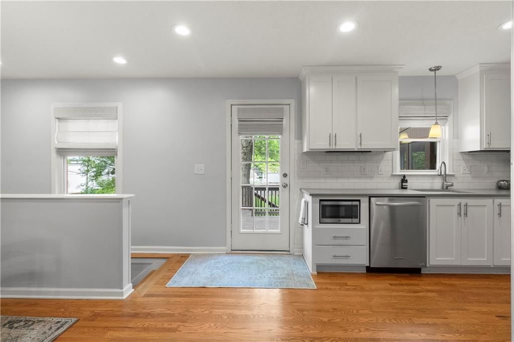 5820 Beverly Avenue — photo 9