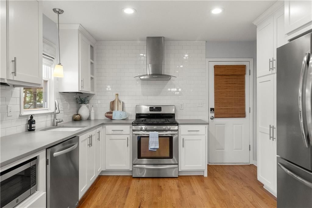 5820 Beverly Avenue — photo 10