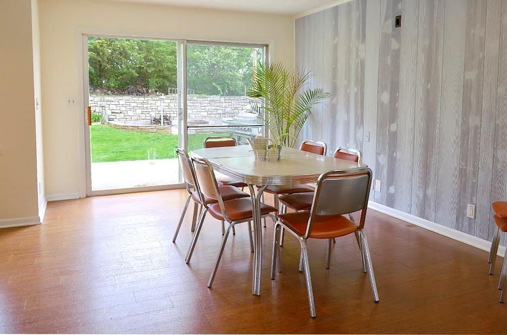 226 NE Evansdale Road — photo 14