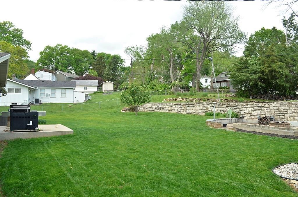 226 NE Evansdale Road — photo 49