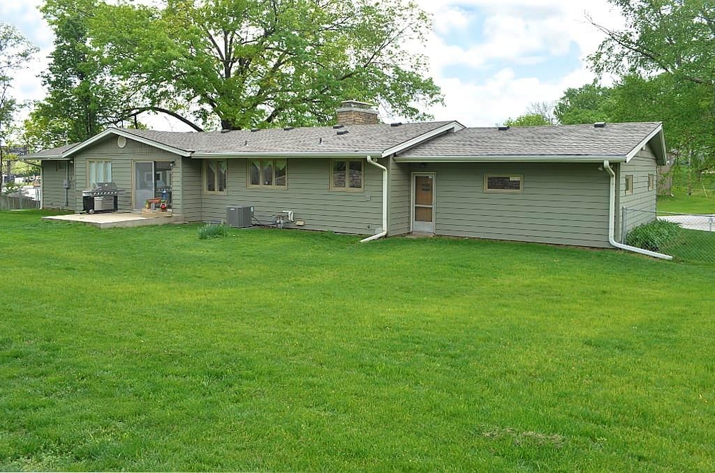 226 NE Evansdale Road — photo 52