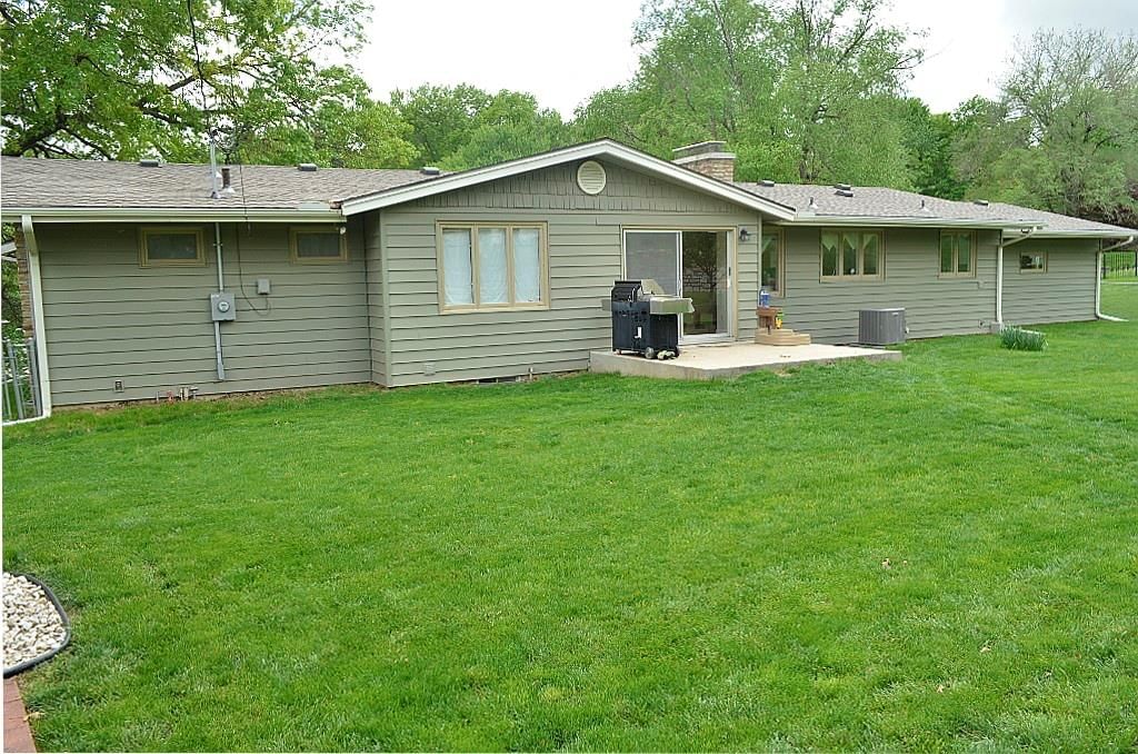 226 NE Evansdale Road — photo 53