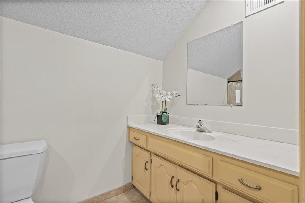 10712 W 109th Street — photo 30