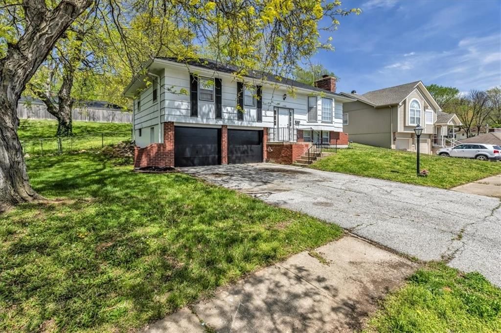 15398 E 45TH Place — photo 3