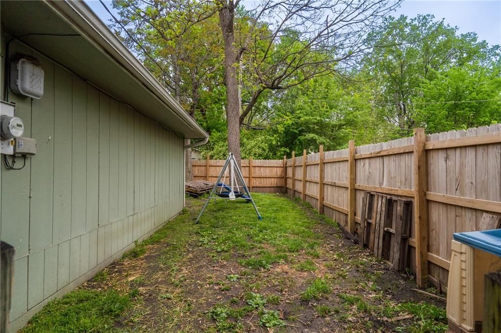 826 W Seventh Street — photo 24