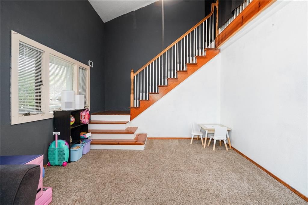 826 W Seventh Street — photo 9