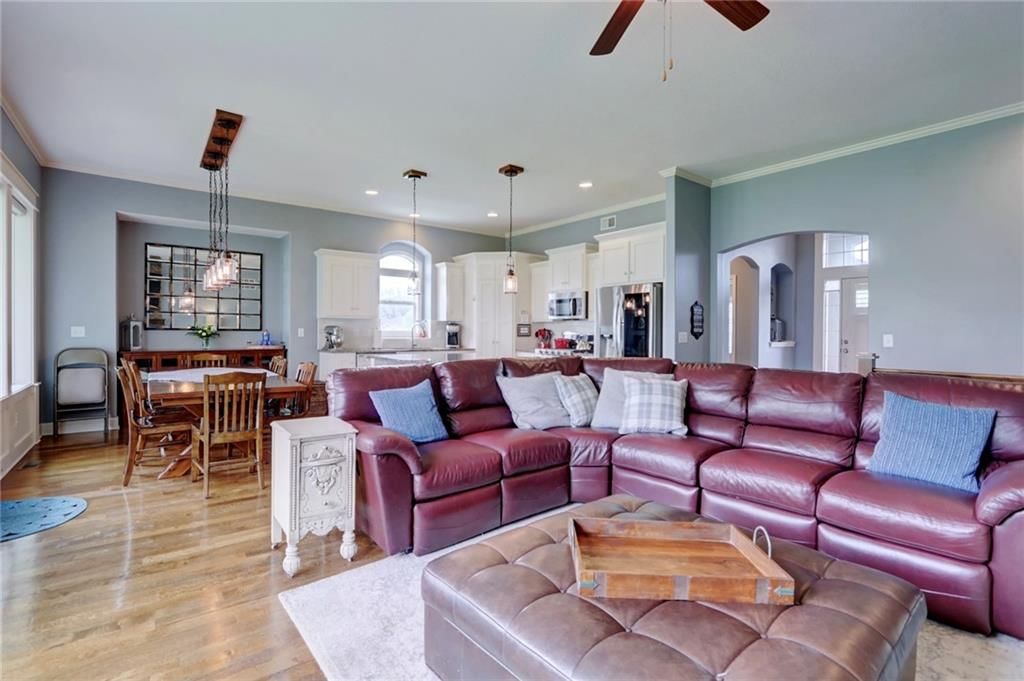 22120 W 122nd Street — photo 10