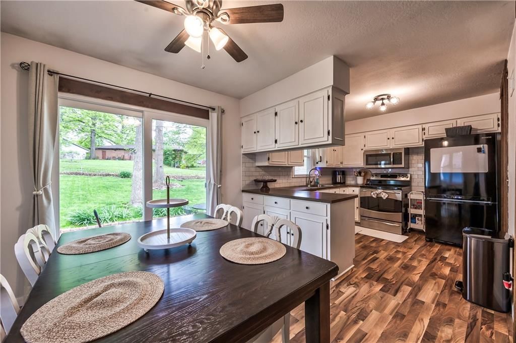 4328 S Brentwood Street — photo 11