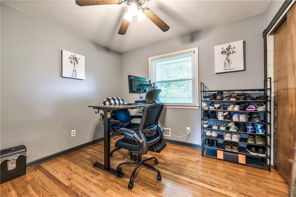 4328 S Brentwood Street — photo 16