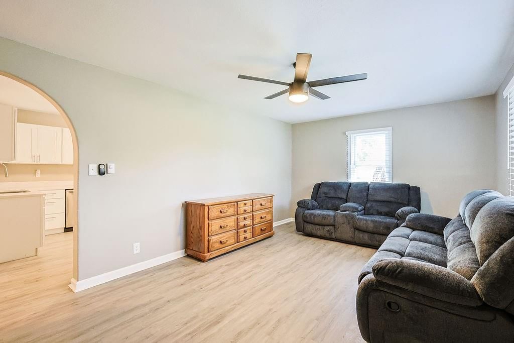 707 N Davis Street — photo 5