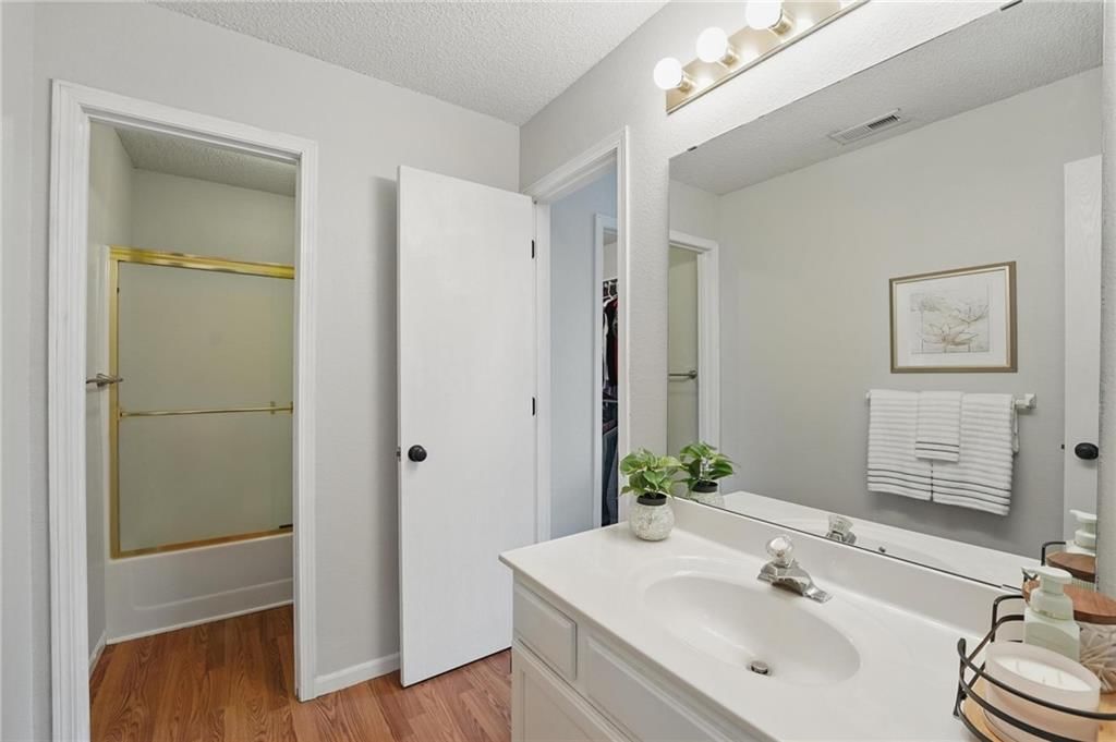 1420 SE Lexington Avenue — photo 16