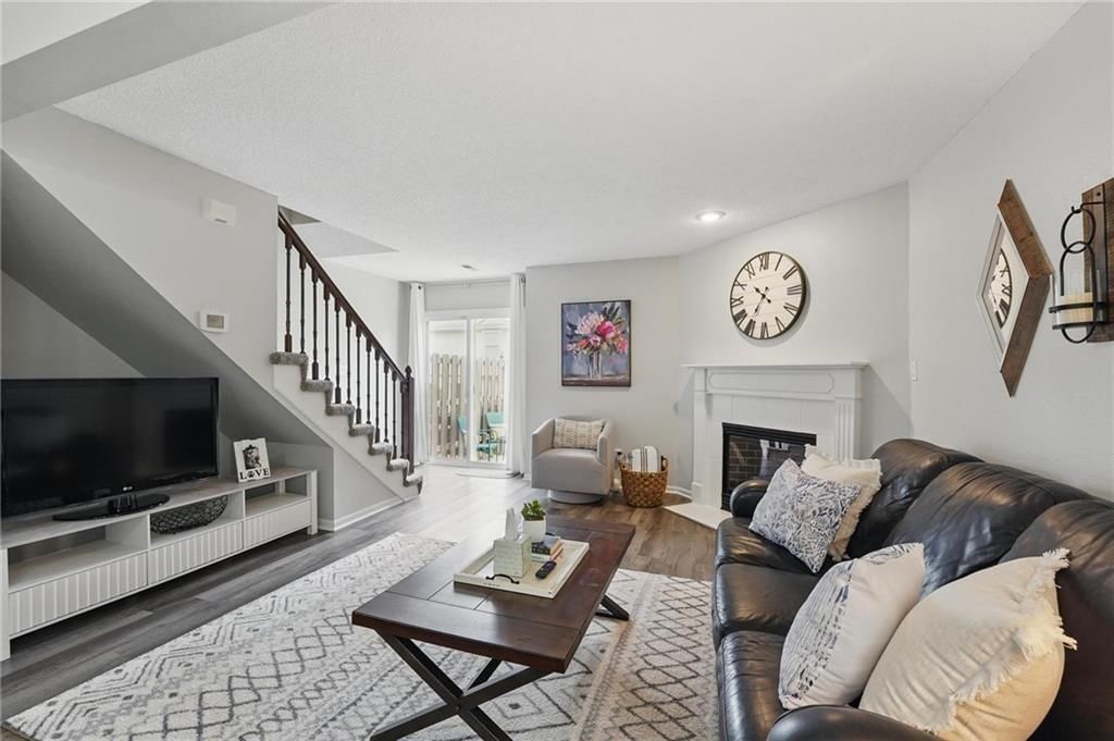 1420 SE Lexington Avenue — photo 3
