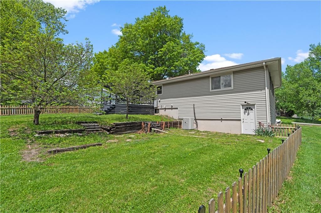 707 W Fairway Drive — photo 28