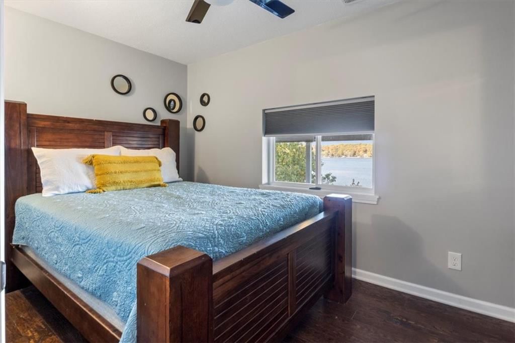101 Lyrewood Lane — photo 32