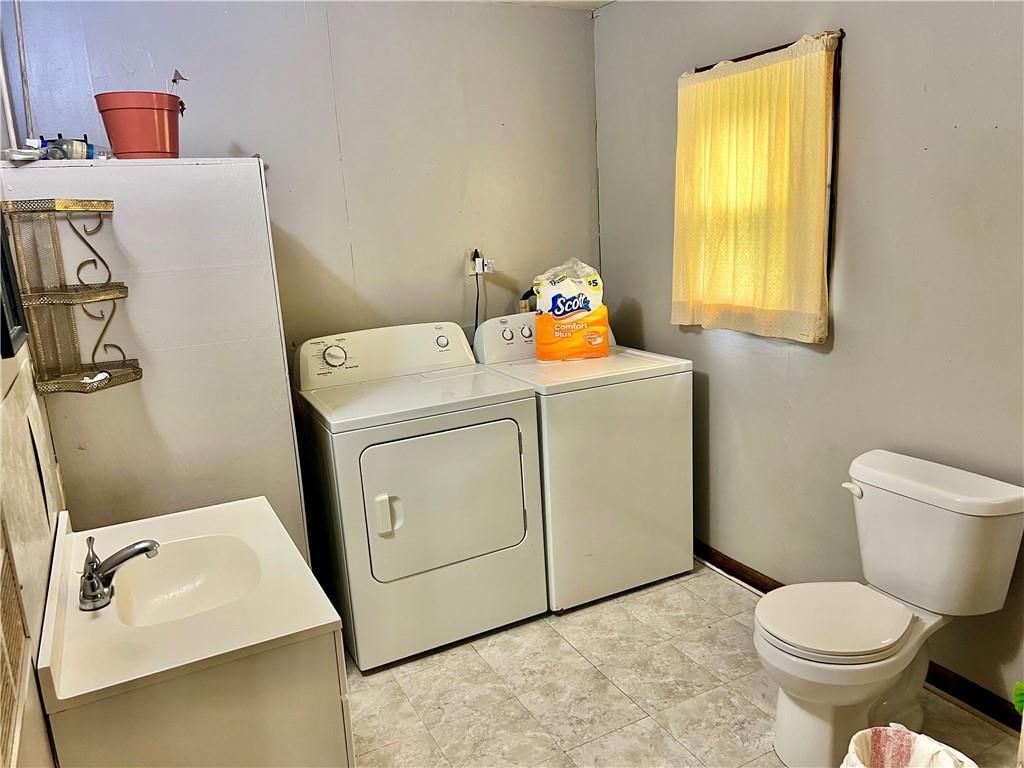 704 Grant Street — photo 10