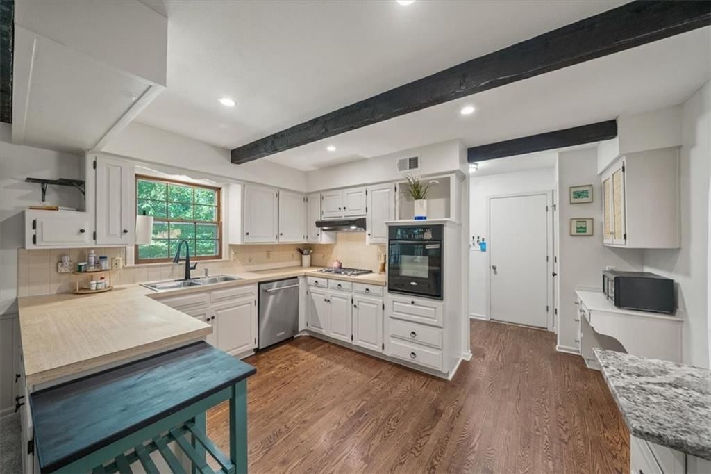 606 W Red Bridge Road — photo 12
