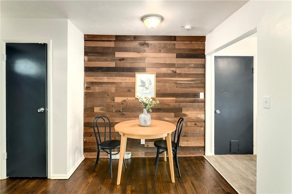 11309 Spring Valley Road — photo 5
