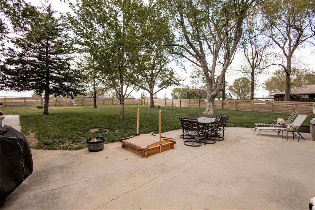 705 Paramount Street — photo 38