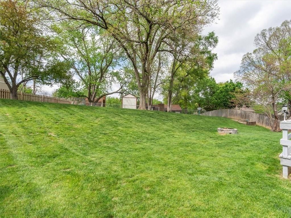 4415 Appletree Court — photo 24