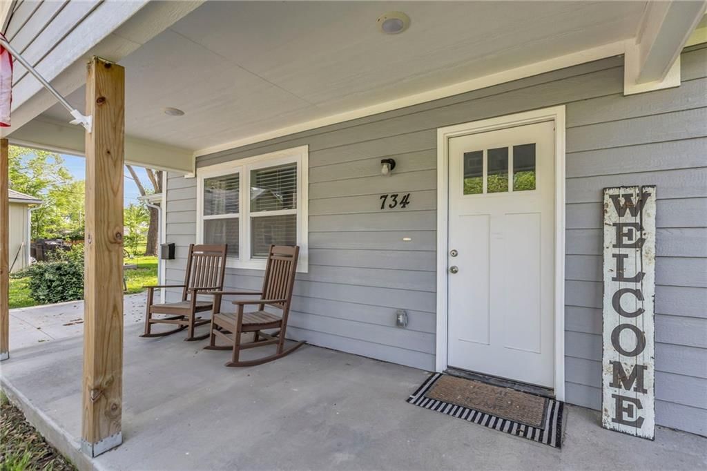 734 S Cherry Street — photo 2