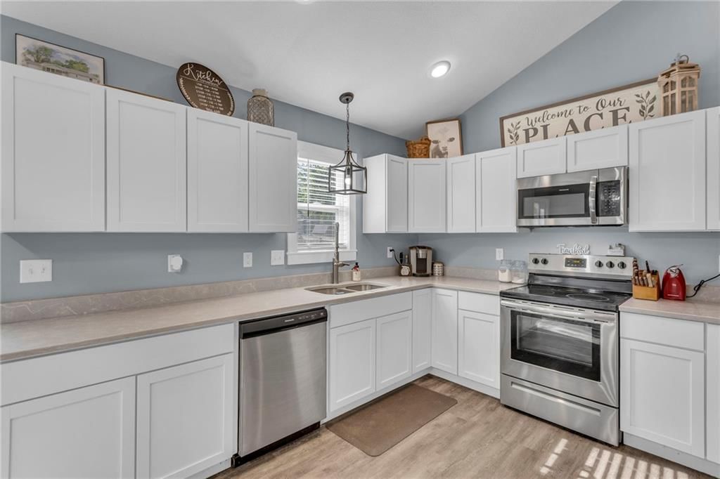 734 S Cherry Street — photo 12