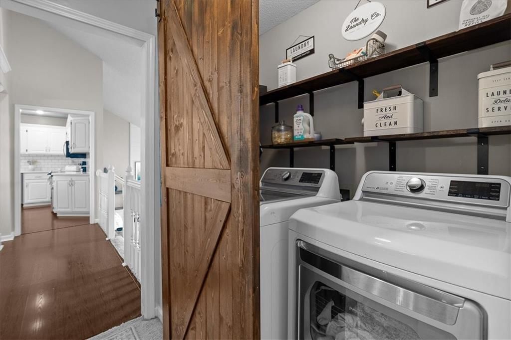 444 N Cherry Street — photo 17