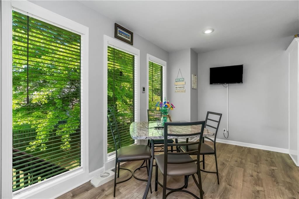 4008 Grand Avenue — photo 14