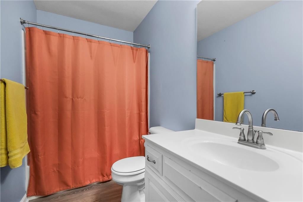 4008 Grand Avenue — photo 20