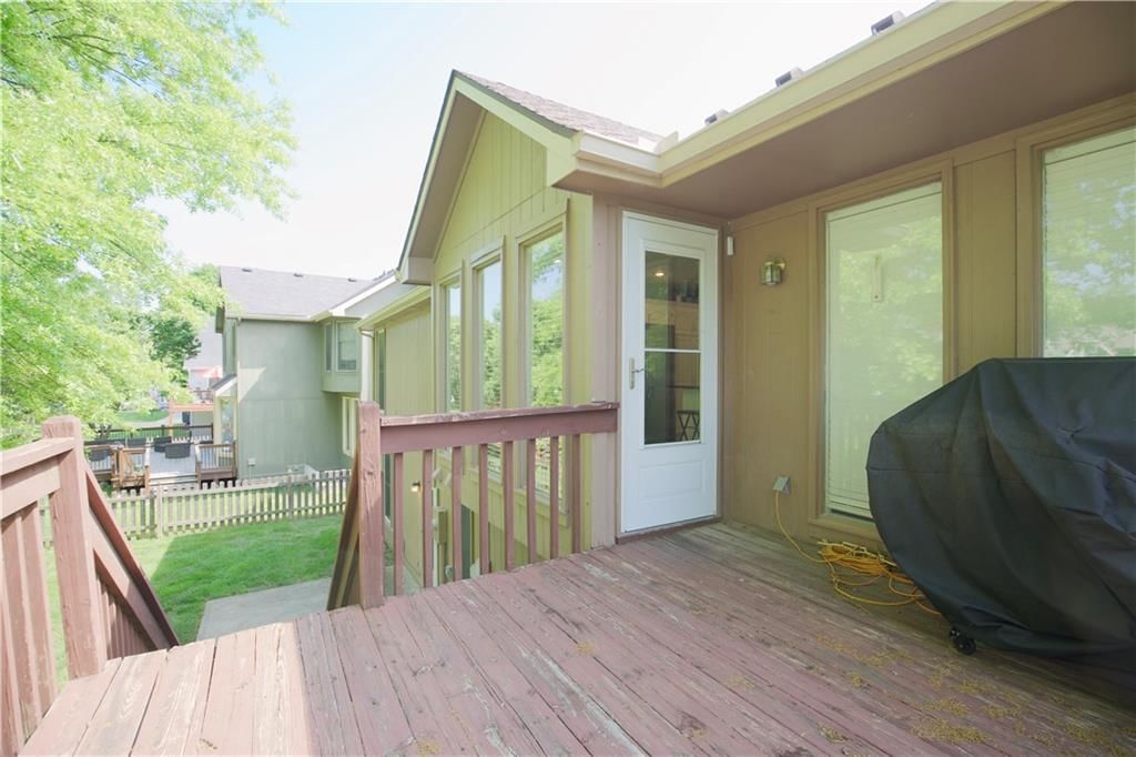 4008 Grand Avenue — photo 31