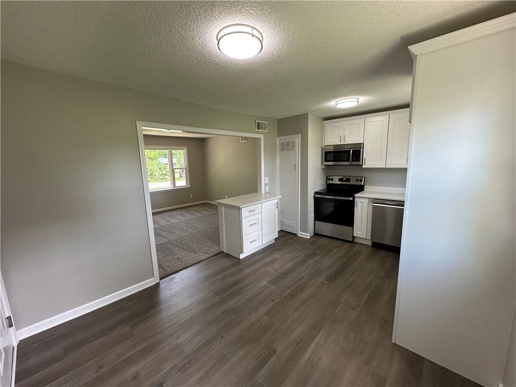 17240 S Montgall Street — photo 8